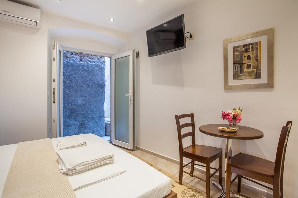 Apartments Calma Црес Экстерьер фото