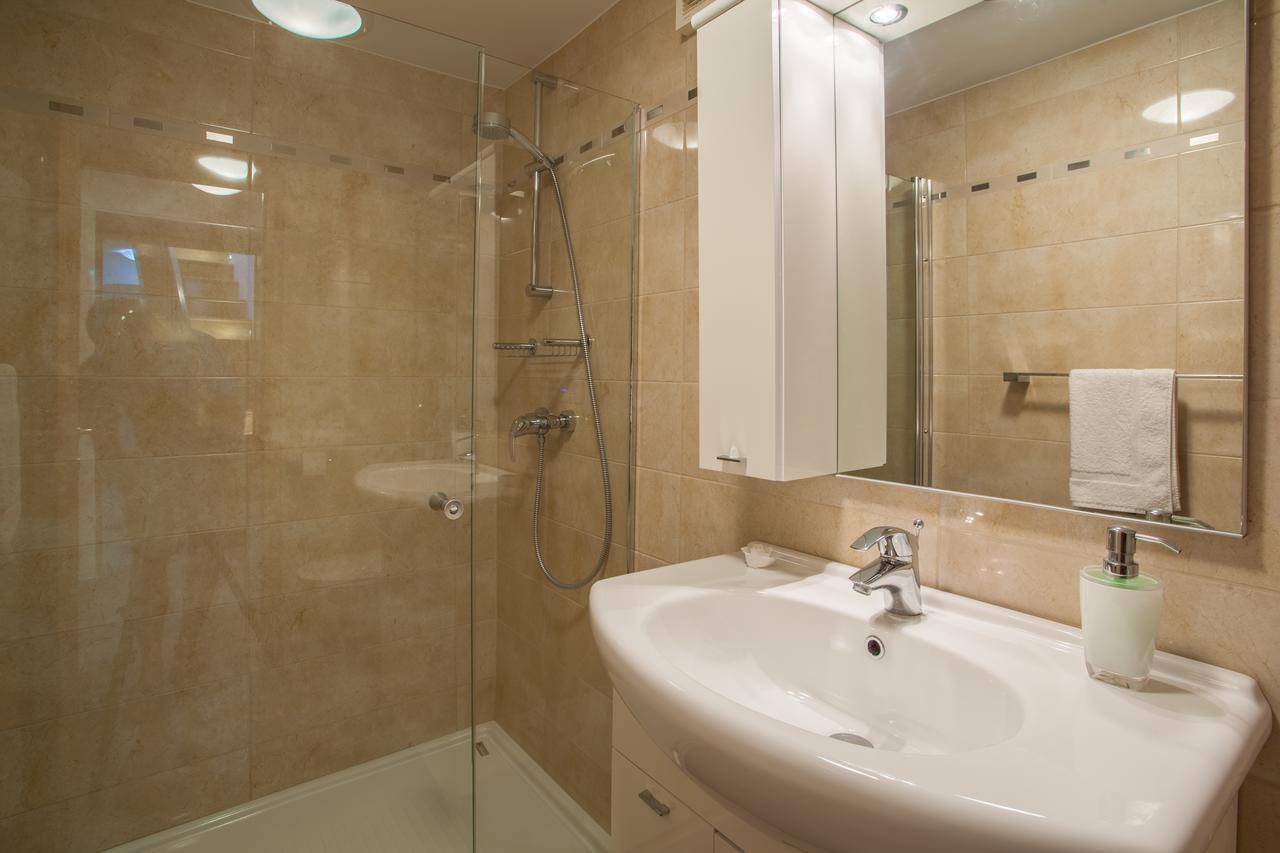 Apartments Calma Црес Экстерьер фото