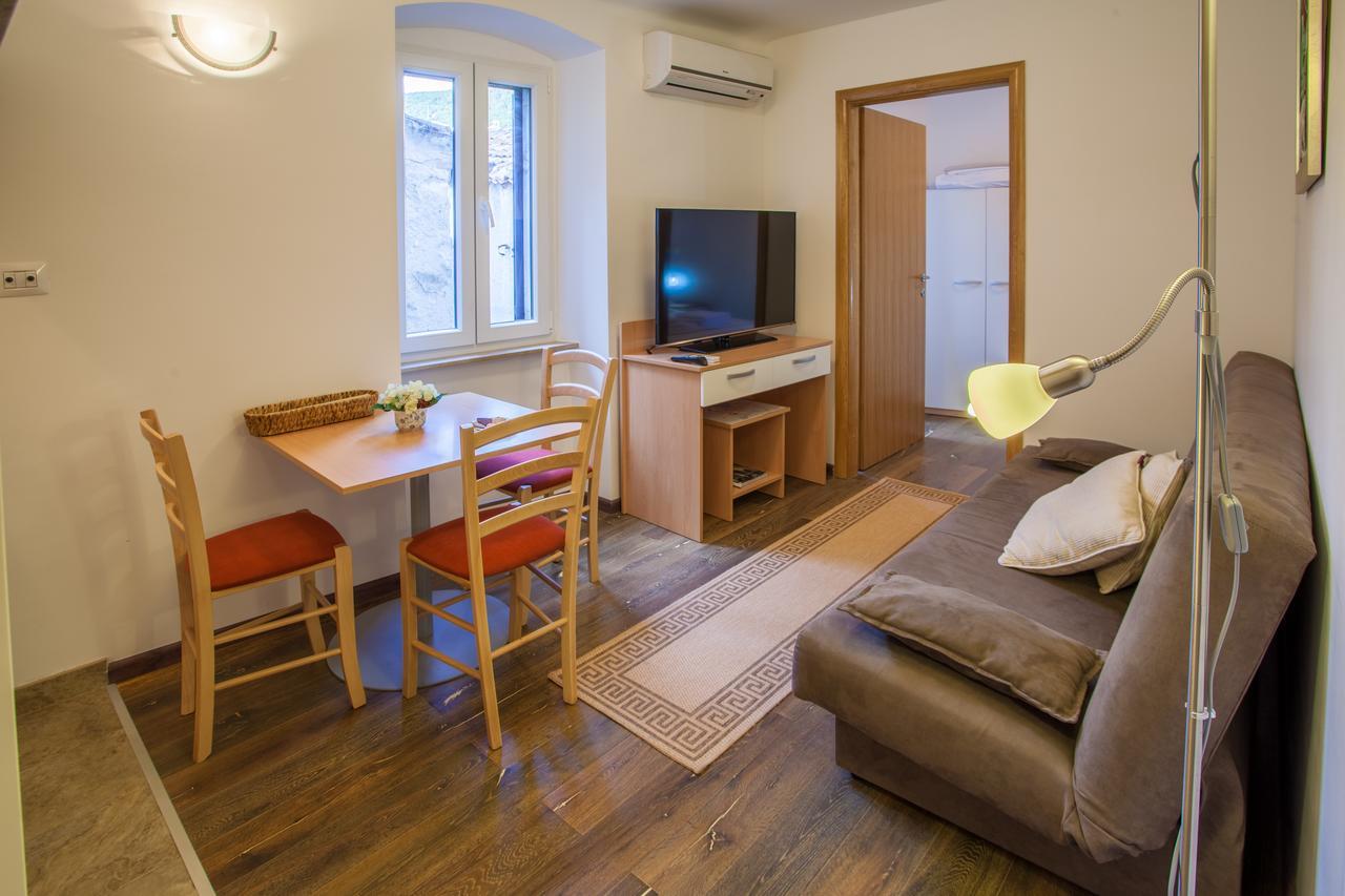 Apartments Calma Црес Экстерьер фото